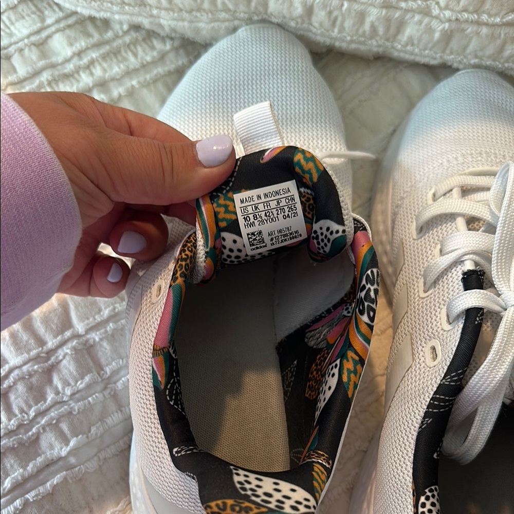 Adidas Women’s White Athletic Shoes - Picture 6 of 8